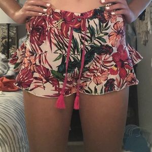 Floral shorts!